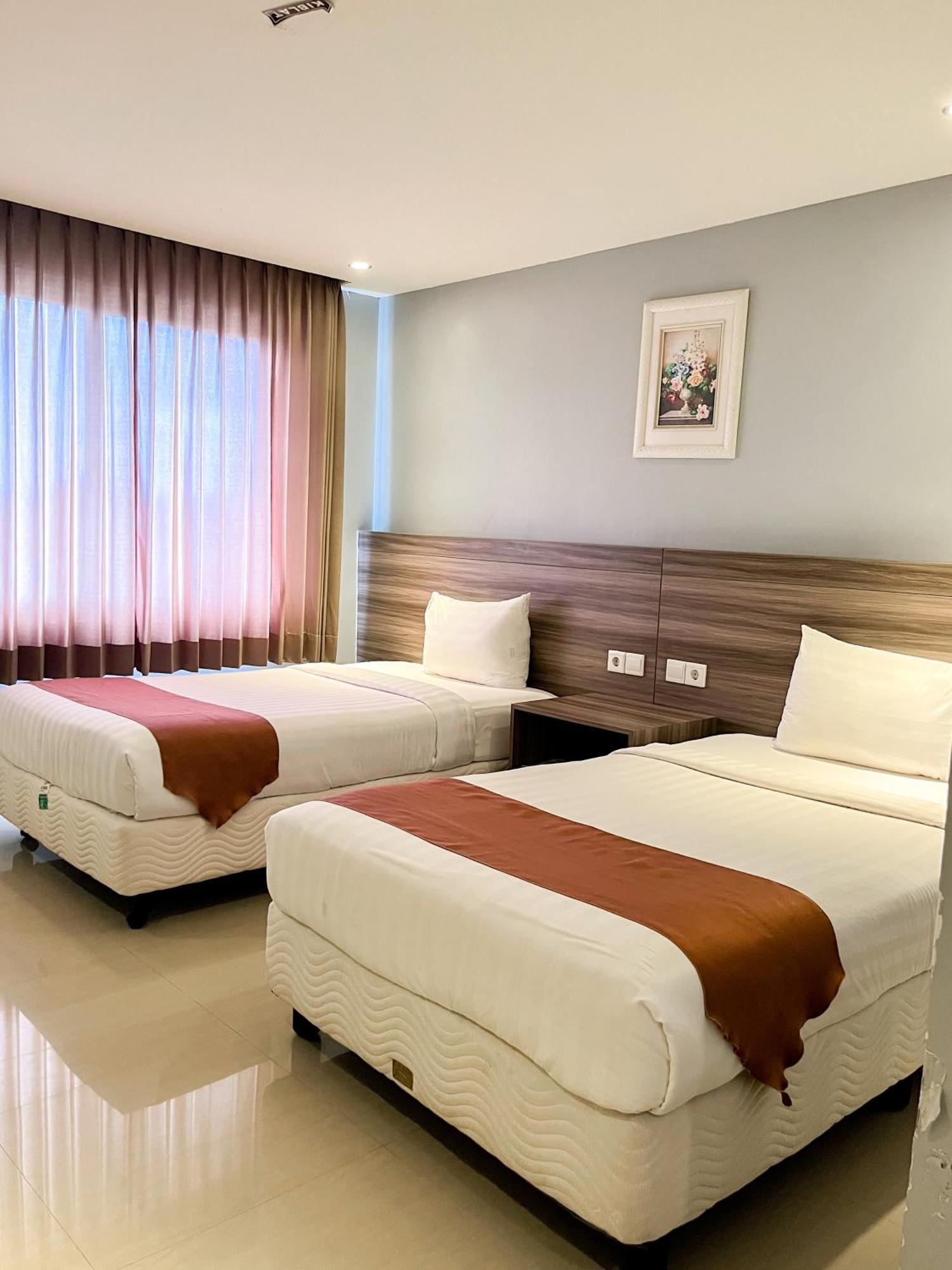 Sm Tower Hotel And Convention Berau Tanjung Redep ภายนอก รูปภาพ